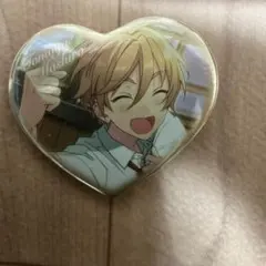 HoneyWorks 芹沢春輝 ハート型 缶バッジ - メルカリ
