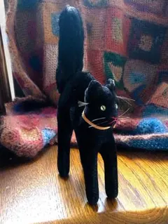 ベルベットの黒猫　シュタイフ　トム キャットのサムネイル