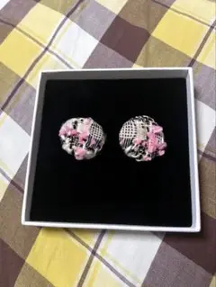 【美品】ツィード くるみボタン風 イヤリング