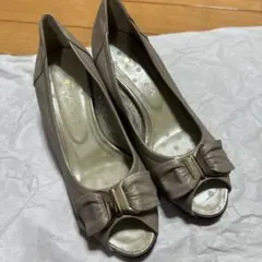 ダイアナパンプスのサムネイル