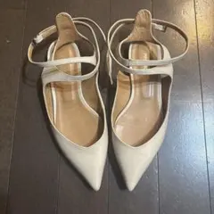 PIPPI CHIC アイボリーポインテッドトゥフラットシューズ