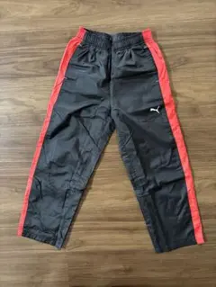 Puma ジャージパンツ 黒/赤