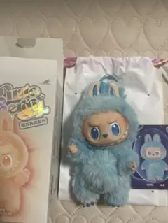 正規品　POPMART LABUBU ビッグイントゥエナジー