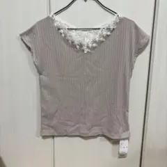 【新品】ページボーイ レース　スカラップ　トップスのサムネイル