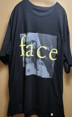 ILLI NOISEグレー Tシャツ - メルカリ