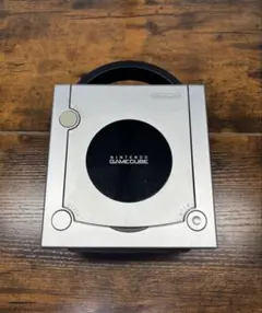Nintendo GameCube 本体（ジャンク品）※返品・返金不可