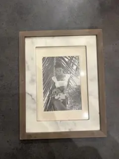 マーブル調木製フォトフレーム アリシアスタン