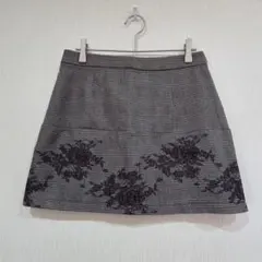 ZARA　ザラ　ミニスカート　グレンチェック　Ｓ　花柄レース　バックジップ　灰