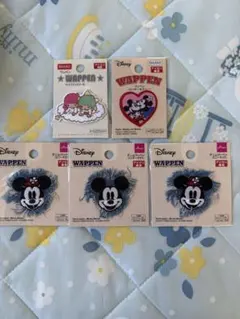 新品 DAISO ディズニー サンリオ ワッペン 5点セット