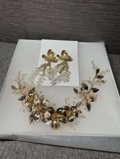 ウェディングヘッドドレスとピアスセット