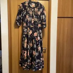 INGEBORG フラワープリント ワンピース ネイビーのサムネイル