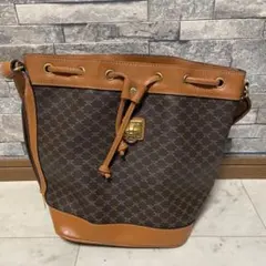 か*つ様 CELINE マカダム柄 巾着 ショルダーバッグのサムネイル