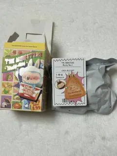 ポップマート ラブブ フィギュア Wacky Mart サンドウィッチ