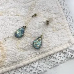 うるうる しずくピアス 水色 ブルー 涙