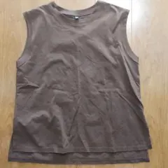 最終価格　UNIQLO ブラウン ノースリーブ Tシャツ L