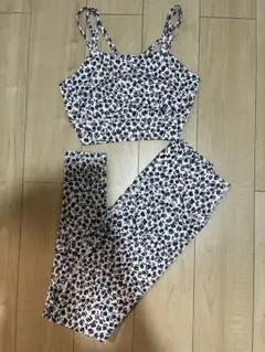 ヨガウェア emmi