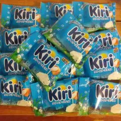 チロルチョコ　kiriクリームチーズチョコ ５個入り14袋のサムネイル