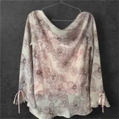 ベルメゾン　シアートップス　花柄　長袖　M~Lサイズ　インナー付き