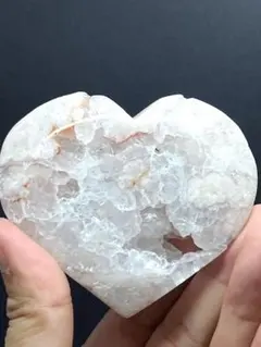 天然石 ピンクアメジスト 桜瑪瑙共生 カービング 大きめハート台座付き⭐️