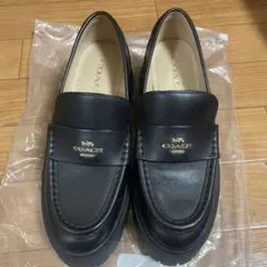 COACH ルーシー ローファー 黒