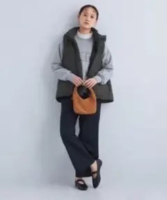 Item thumbnail for item 060746ca-45ca-4df4-a247-61c6d0f58546