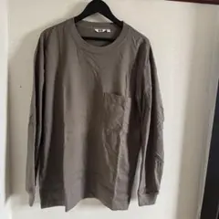 ユニクロ クルーネック Tシャツ 長袖