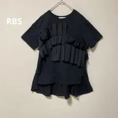 美品 ルシェルブルー ブラウス Tシャツ カットアウト 日本製 ブラック 