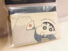 台湾限定！クレヨンしんちゃん 富士山デザイン パスケース