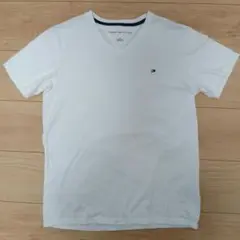 TOMMY HILFIGER ホワイト Vネック Tシャツ