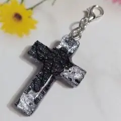 十字架　カニカン　レジンチャーム