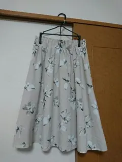 花柄 スカート
