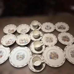 ロイヤルドルトン バニー キンズ 食器4セット カップ プレート ボウルのサムネイル