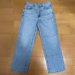 GU ストレートデニム ライトブルー