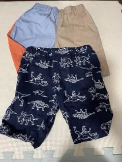 みどりんご様専用BREEZE のハーフパンツとブランド不明の恐竜柄のハーフパンツ