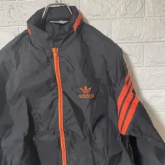 ビンテージ adidas ナイロンジャケット 【1108】のサムネイル