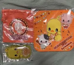 チキンラーメン ひよこちゃん グッズ 3点セット　ハンカチ　巾着ポーチ　保冷剤のサムネイル