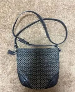 COACH シグネチャー ショルダーバッグのサムネイル