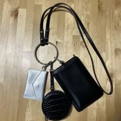 黒 合成皮革 スマホショルダーバッグ