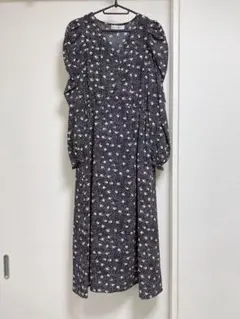 新品未使用❤️花柄Vネックパワショルロングワンピース 韓国ファッション