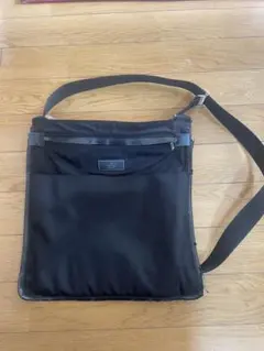 PRADA プラダ V158 VIAGGIO ナイロン ショルダーバッグブラック - メルカリ