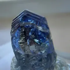鉱物標本】天藍石、水晶、菱鉄鉱 / 共生標本 - メルカリ