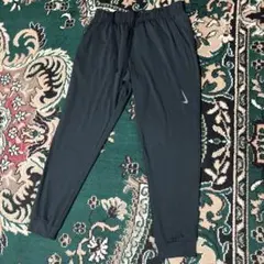 美品　NIKE ナイキ　ヨガ　メンズL ジョガーパンツ　トレーニング　ブラック