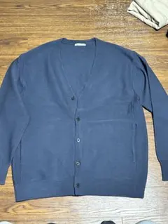 GU ウォシャブルVネックカーディガン