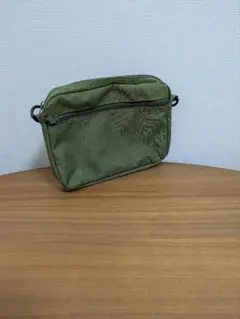 ショルダーバッグ　横型　※ベルト無し　新同品　②