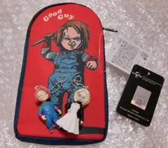 新品　ユニバ　CHUCKY マルチフラットポーチ　キーホルダーのサムネイル