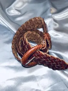 ブラウン編み込みレザーベルト