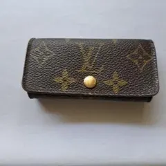 LOUIS VUITTON モノグラム キーケース 4連のサムネイル