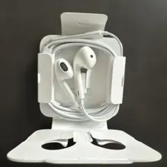 新品未使用ホワイト iPhoneイヤホン