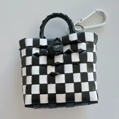 Item thumbnail for item 5581225a-2319-4995-b953-2aa0a3c25e4d