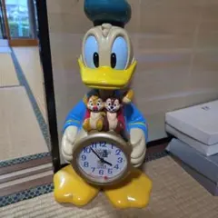 チップとデール 掛け時計 香港ディズニー - メルカリ
